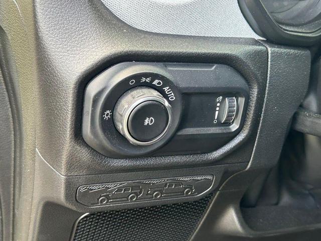 Photo of 2025 Green Jeep Wrangler