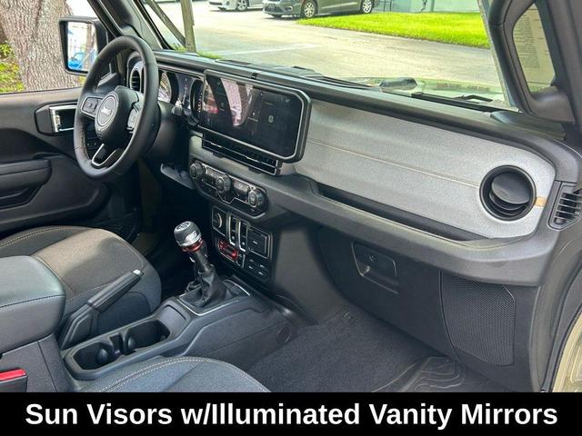 Photo of 2025 Green Jeep Wrangler