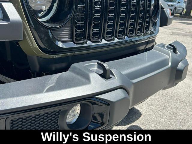 Photo of 2025 Green Jeep Wrangler