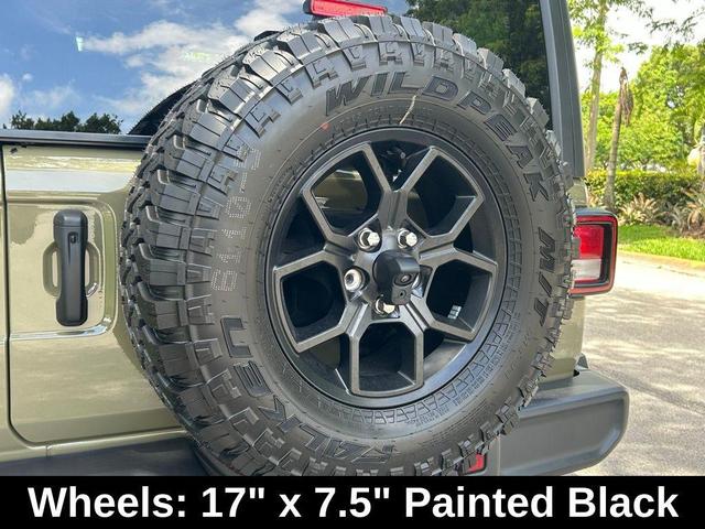 Photo of 2025 Green Jeep Wrangler