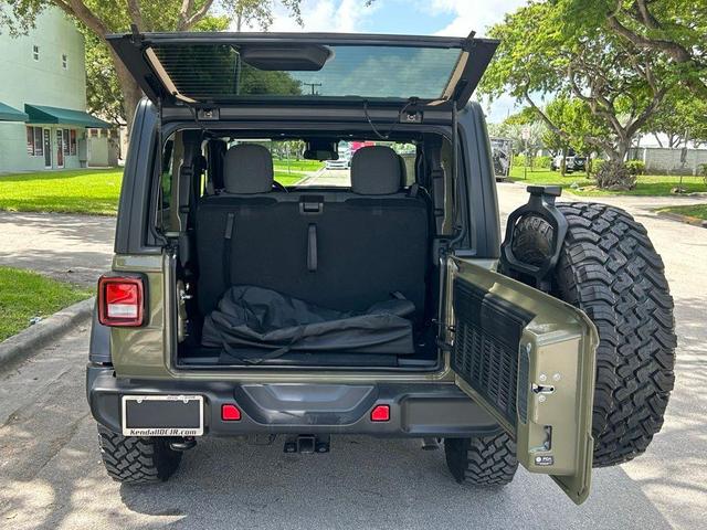 Photo of 2025 Green Jeep Wrangler