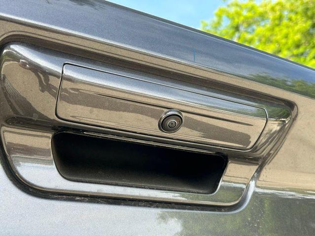 Photo of 2025 Granite Crystal Clearcoat Metallic RAM 2500