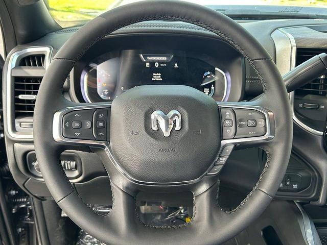 Photo of 2025 Granite Crystal Clearcoat Metallic RAM 2500