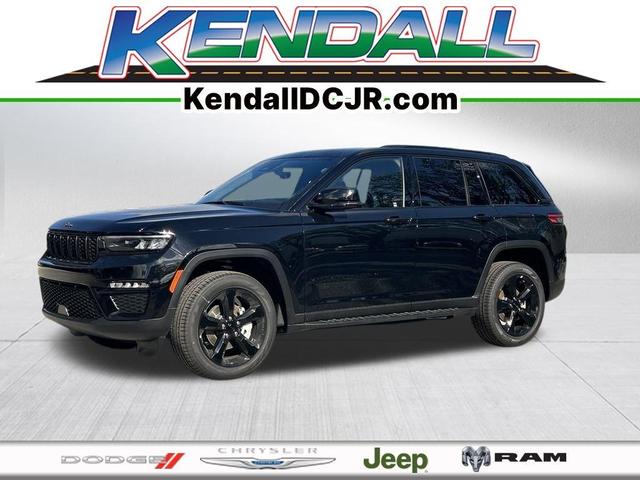 Photo of 2025 Diamond Black Jeep Grand Cherokee