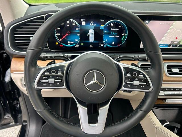 Photo of 2022 Black Mercedes-Benz GLE 350
