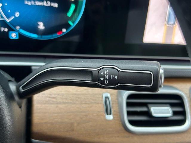 Photo of 2022 Black Mercedes-Benz GLE 350