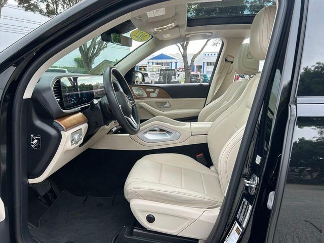 Photo of 2022 Black Mercedes-Benz GLE 350