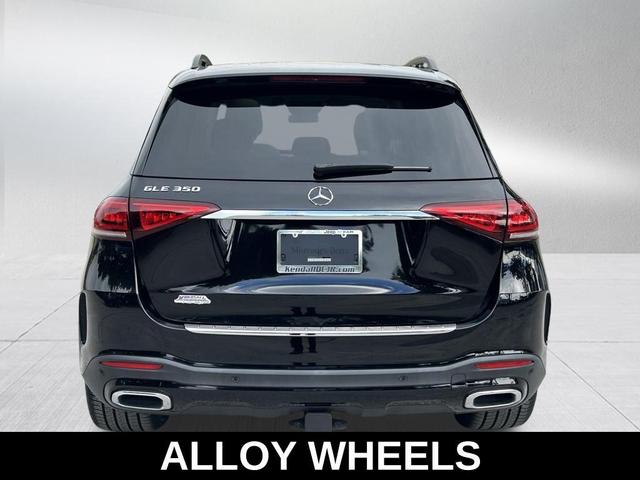 Photo of 2022 Black Mercedes-Benz GLE 350