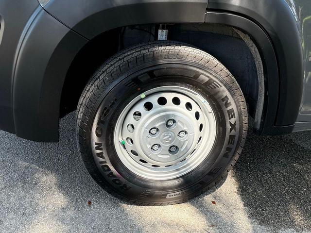 Photo of 2025 Ceramic Gray Clearcoat RAM ProMaster 1500