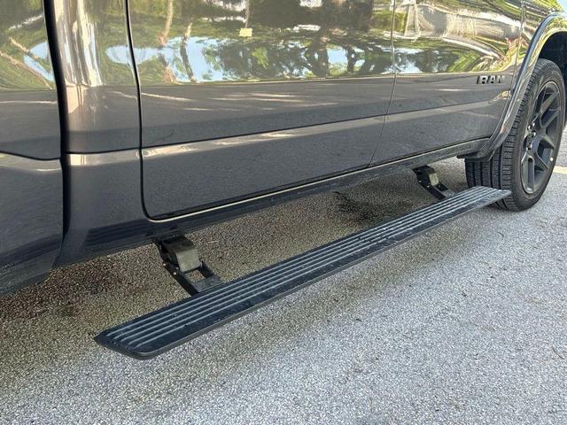 Photo of 2025 Granite Crystal Clearcoat Metallic RAM 1500