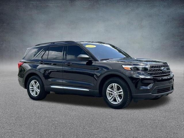 Photo of 2022 Black Metallic Ford Explorer