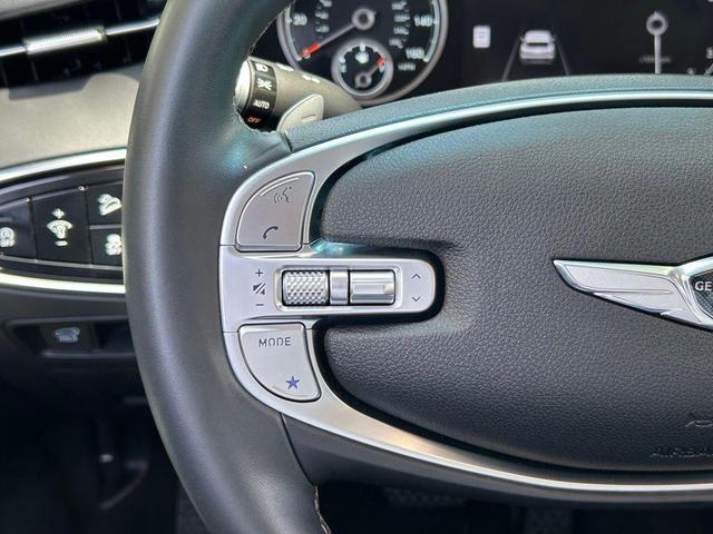 Photo of 2025 Alta White Genesis GV70