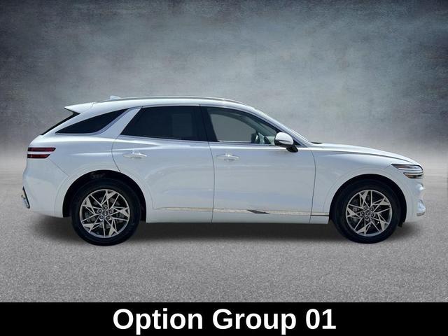 Photo of 2025 Alta White Genesis GV70