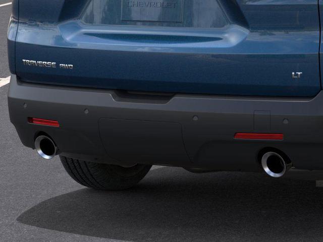 Photo of 2023 Northsky Blue Metallic Chevrolet Traverse