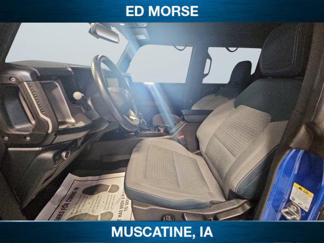 Photo of 2022 Velocity Blue Metallic Ford Bronco