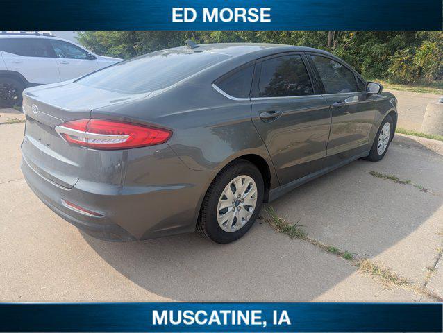 Photo of 2020 Magnetic Metallic Ford Fusion