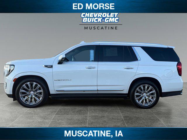 Photo of 2021 White Frost Tricoat GMC Yukon