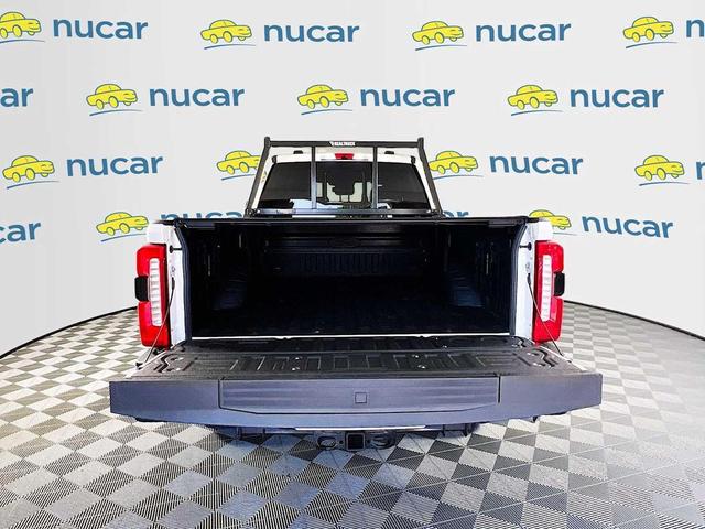 Photo of 2025 STAR WHITE Ford F-350