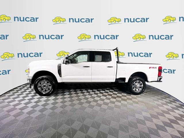 Photo of 2025 STAR WHITE Ford F-350