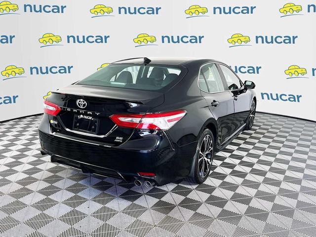 Photo of 2020 Midnight Black Metallic Toyota Camry