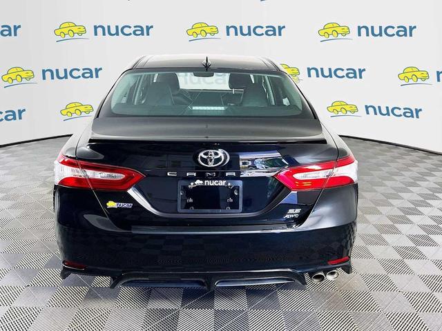 Photo of 2020 Midnight Black Metallic Toyota Camry
