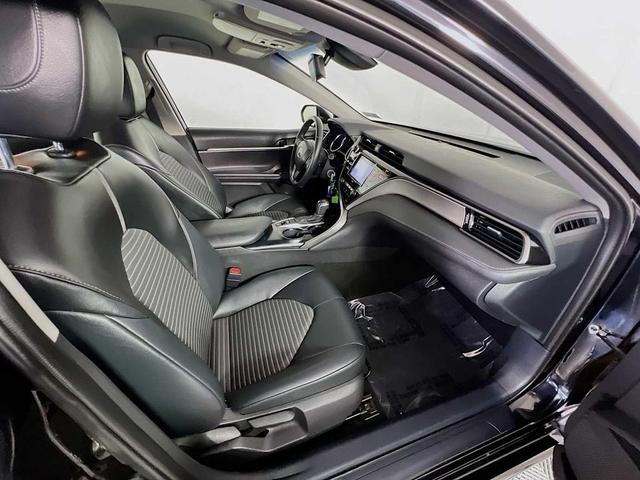 Photo of 2020 Midnight Black Metallic Toyota Camry