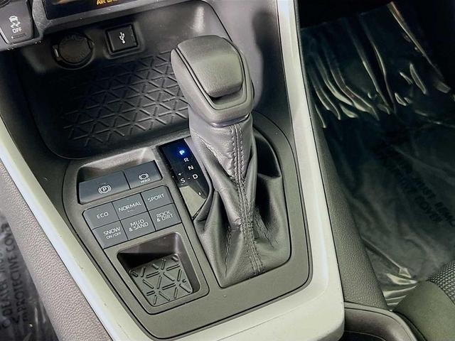 Photo of 2022 Magnetic Gray Metallic Toyota RAV4