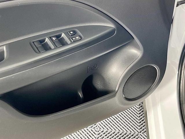 Photo of 2024 White Diamond Mitsubishi Mirage G4