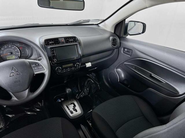 Photo of 2024 White Diamond Mitsubishi Mirage G4