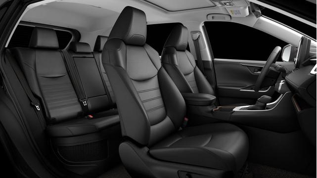 Photo of 2025 Silver Sky Metallic Toyota RAV4 Hybrid