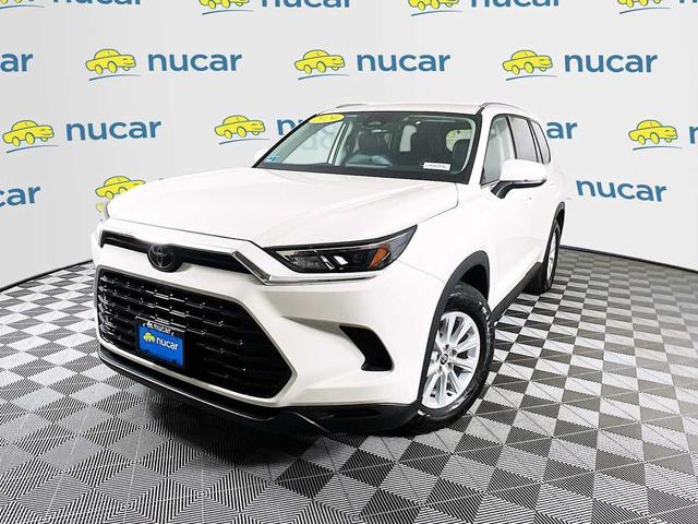 Photo of 2024 Coastal Cream Toyota Grand Highlander