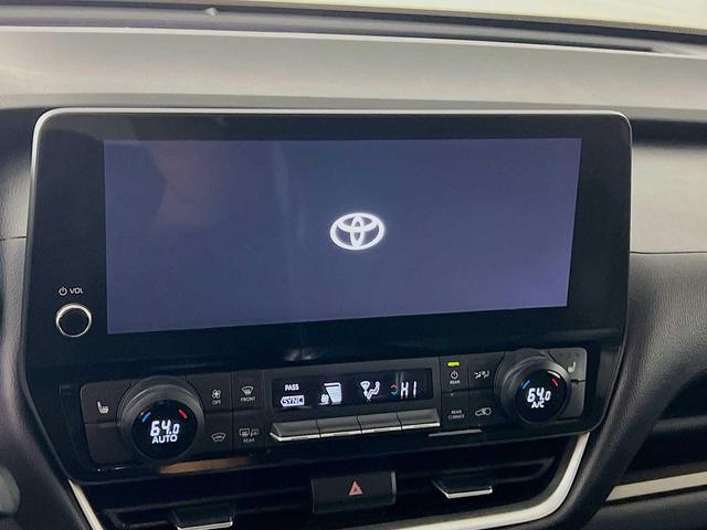 Photo of 2024 Coastal Cream Toyota Grand Highlander