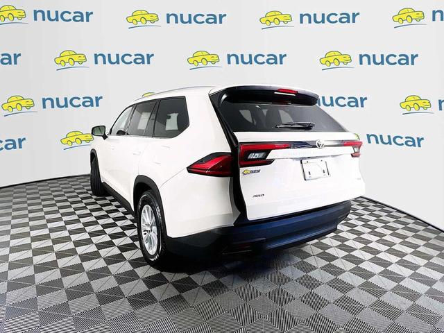 Photo of 2024 Coastal Cream Toyota Grand Highlander