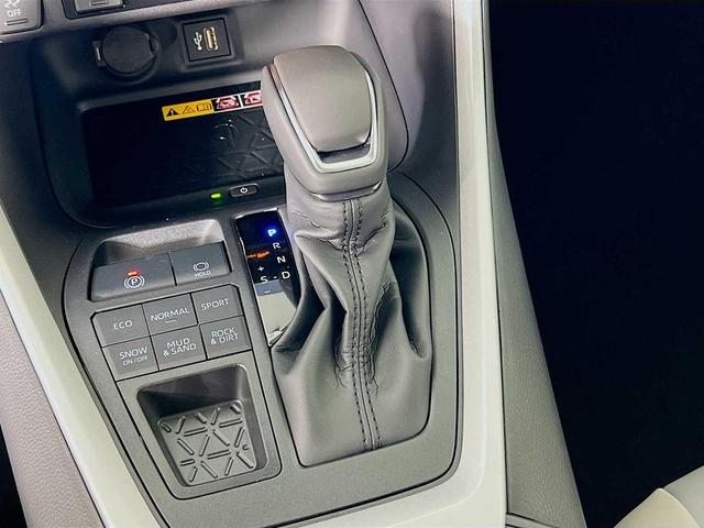 Photo of 2025 Magnetic Gray Metallic Toyota RAV4