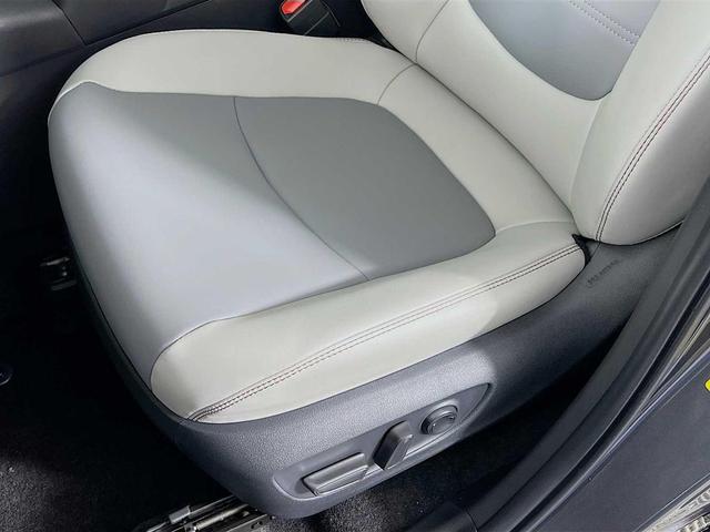 Photo of 2025 Magnetic Gray Metallic Toyota RAV4