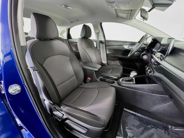 Photo of 2024 Deep Sea Blue Kia Forte