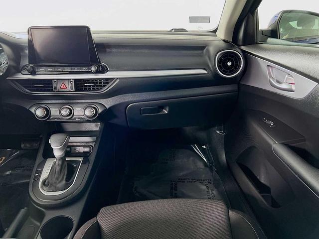 Photo of 2024 Deep Sea Blue Kia Forte