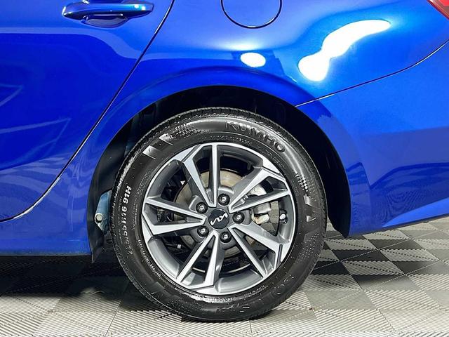 Photo of 2024 Deep Sea Blue Kia Forte