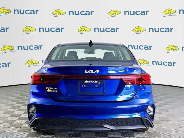 Photo of 2024 Deep Sea Blue Kia Forte