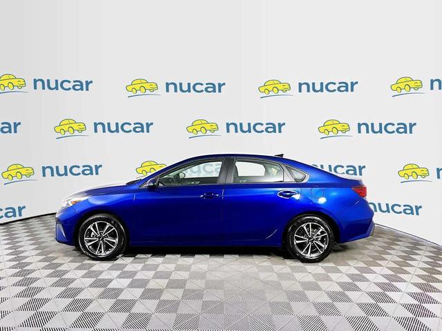 Photo of 2024 Deep Sea Blue Kia Forte