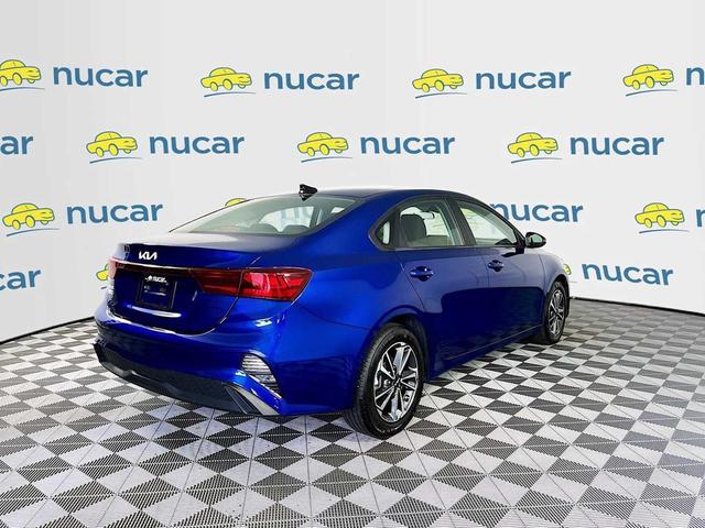 Photo of 2024 Deep Sea Blue Kia Forte