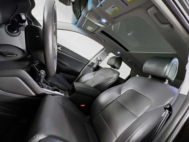Photo of 2018 Black Noir Pearl Hyundai TUCSON