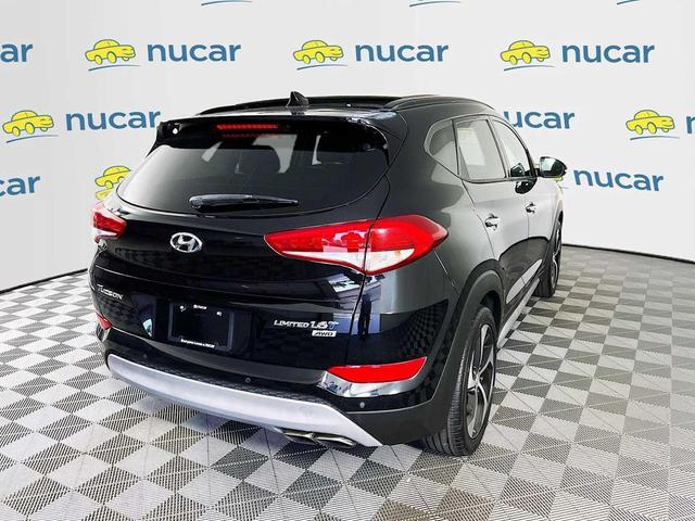 Photo of 2018 Black Noir Pearl Hyundai TUCSON