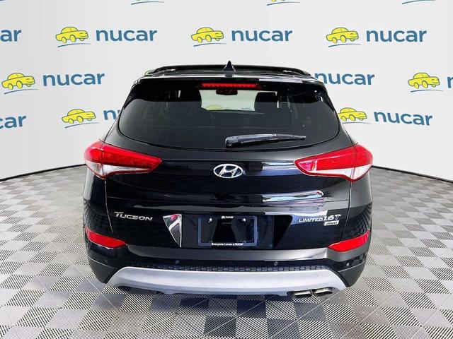 Photo of 2018 Black Noir Pearl Hyundai TUCSON