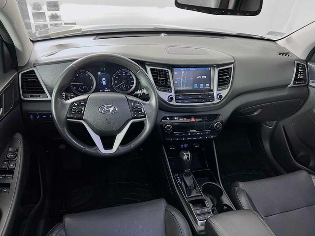 Photo of 2018 Black Noir Pearl Hyundai TUCSON