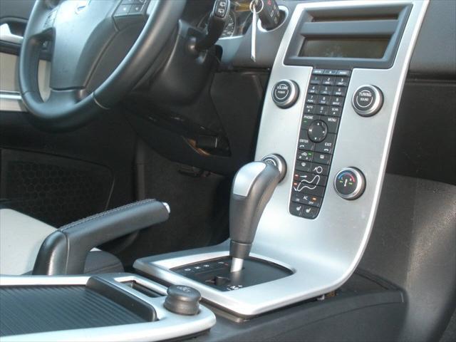 Photo of 2011 Barents Blue Metallic Volvo C30