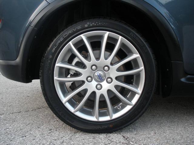 Photo of 2011 Barents Blue Metallic Volvo C30