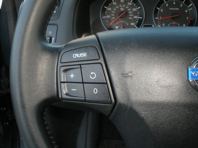 Photo of 2011 Barents Blue Metallic Volvo C30