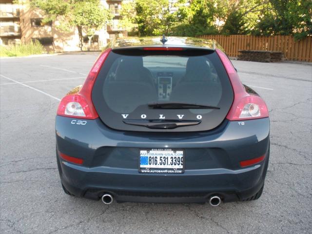 Photo of 2011 Barents Blue Metallic Volvo C30