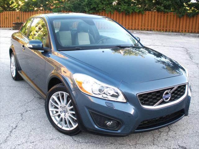 Photo of 2011 Barents Blue Metallic Volvo C30